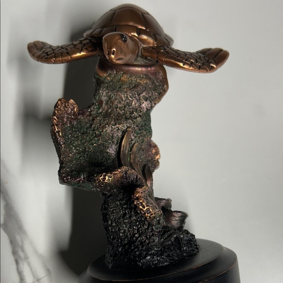 Copper Sea Turtle Sculpture on Black Base - Picture 4 of 7